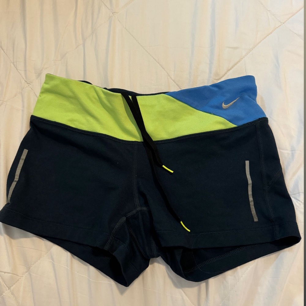 Running shorts